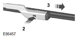 Wymiana piór wycieraczek tylnej szyby - 5-drzwiowy